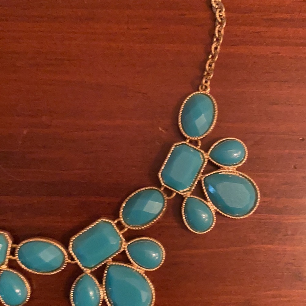 Women’s turquoise necklace - Picture 2 of 2